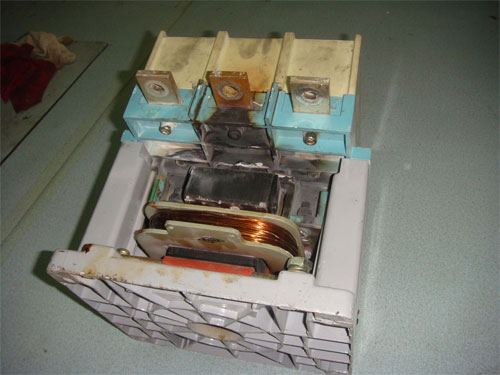 �������|������